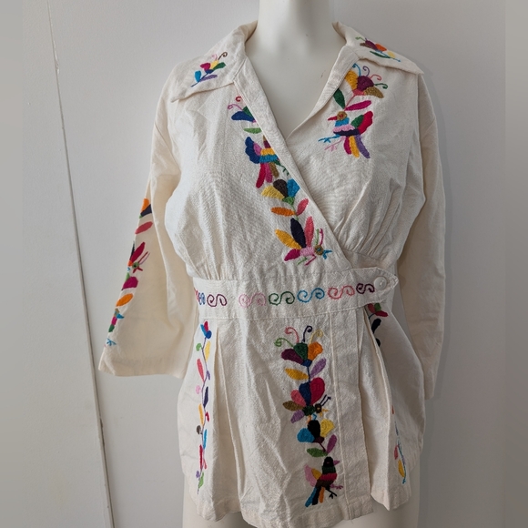 Otomi Blouse Hand embroidered Neutral and multicolor Crossed Top - Picture 8 of 9